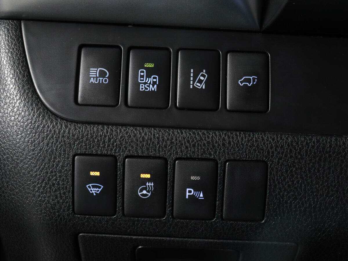 Toyota Highlander с пробегом — 2013 год. Фото: #21