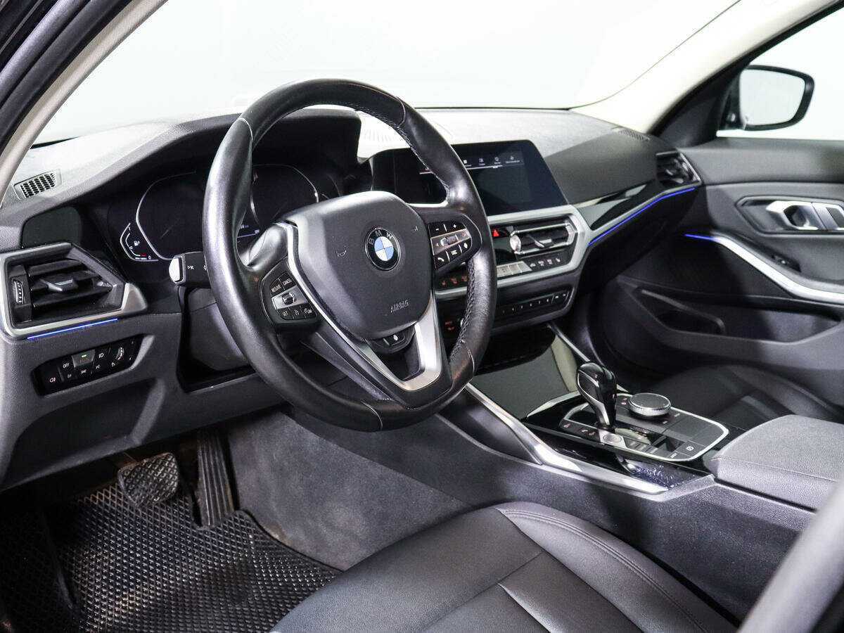 BMW 3 серии с пробегом — 2020 год. Фото: #13