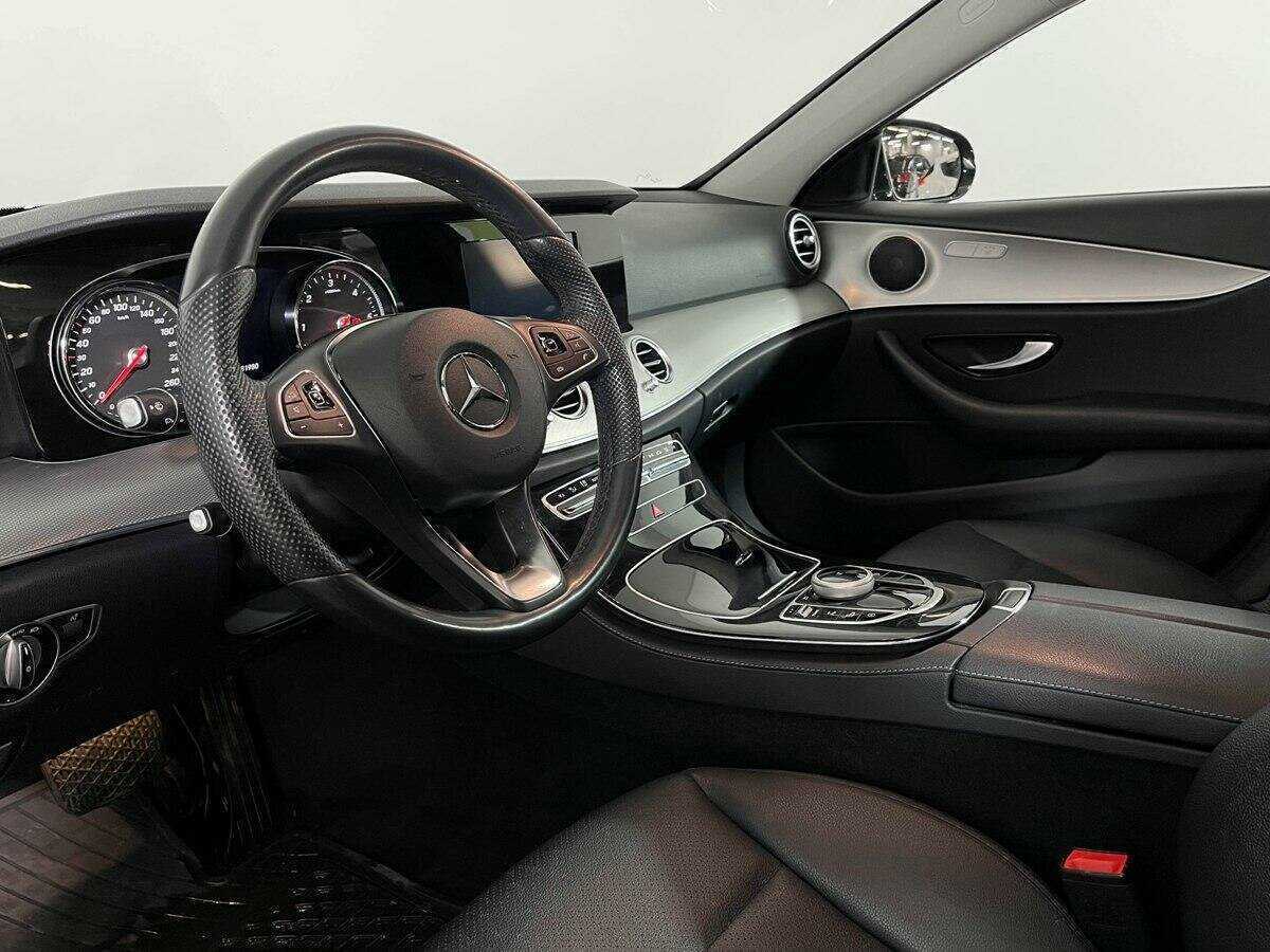 Mercedes-Benz E-Класс с пробегом — 2016 год. Фото: #11
