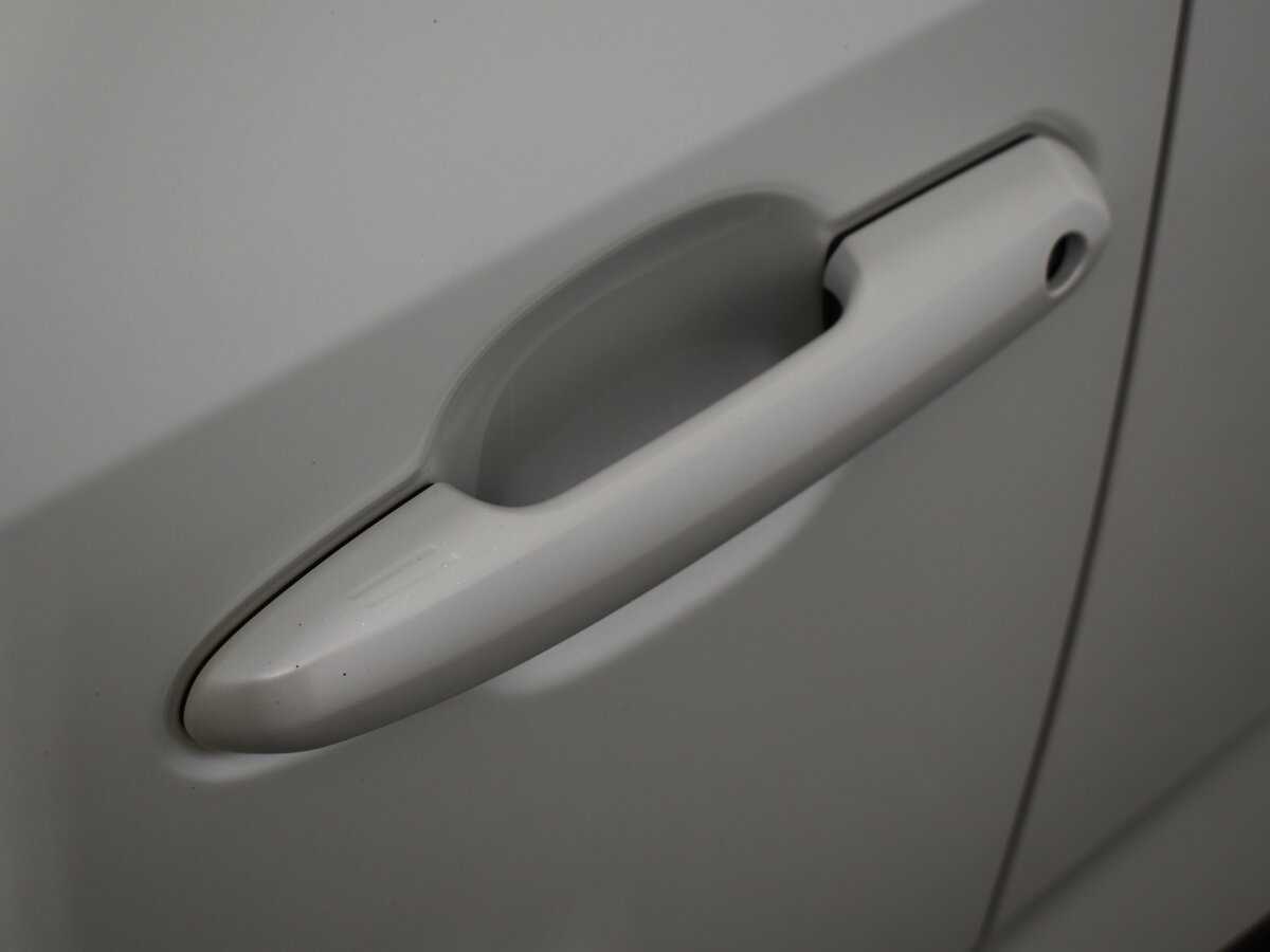 Toyota RAV4 с пробегом — 2021 год. Фото: #7