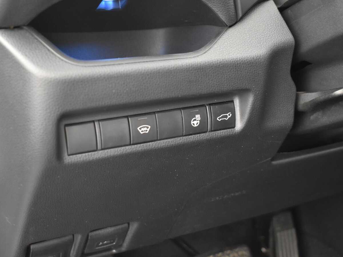 Toyota RAV4 с пробегом — 2021 год. Фото: #14