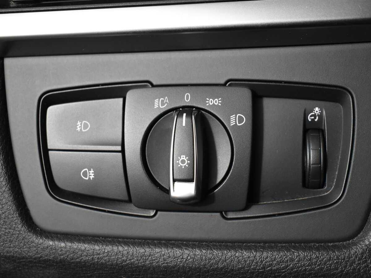 BMW 3 серии с пробегом — 2013 год. Фото: #10