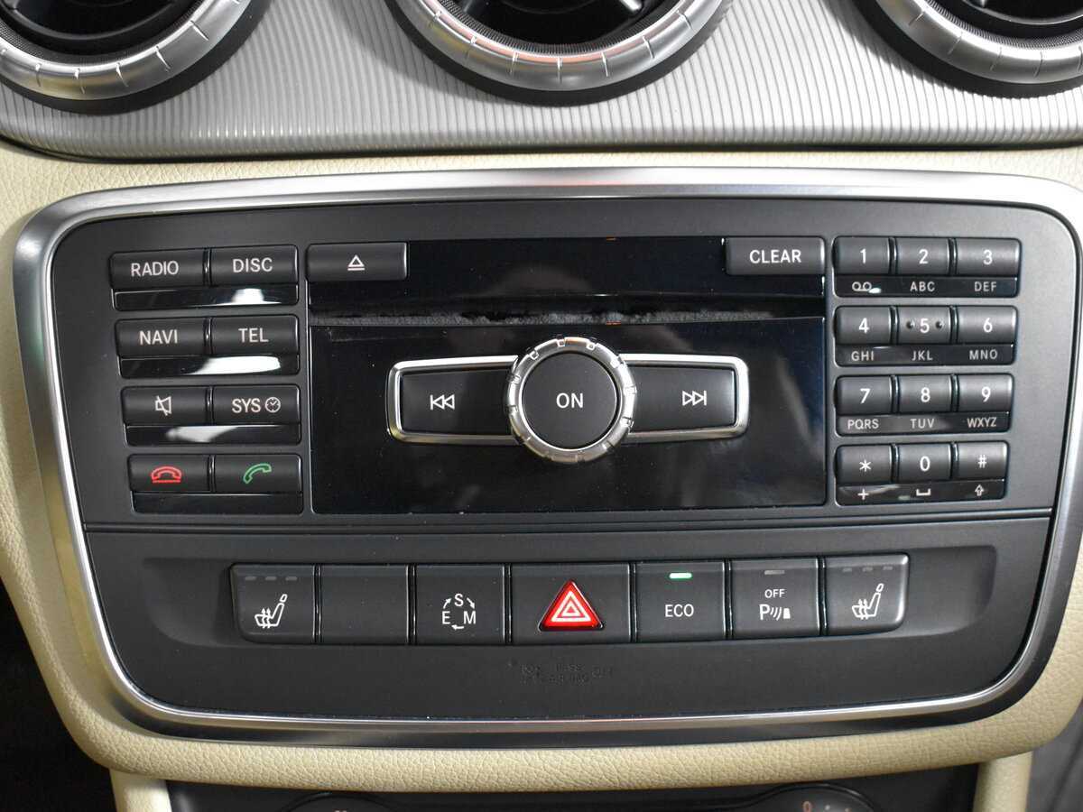 Mercedes-Benz CLA с пробегом — 2013 год. Фото: #14