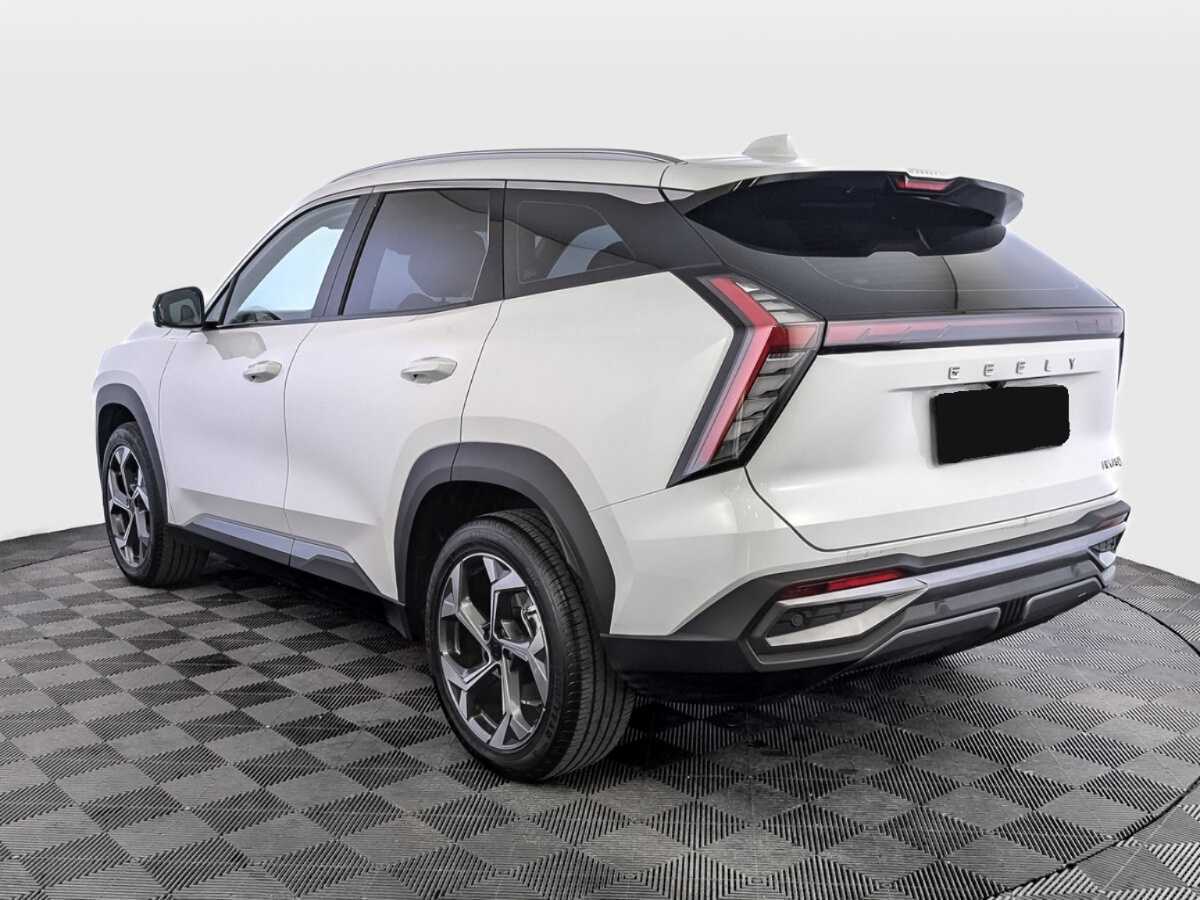 Geely Atlas с пробегом — 2024 год. Фото: #6