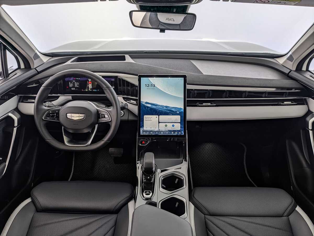 Geely Atlas с пробегом — 2024 год. Фото: #9