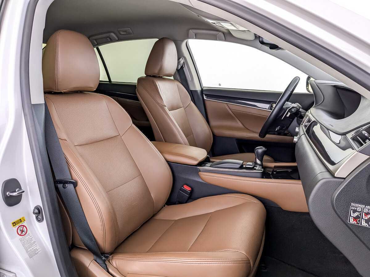 Lexus GS с пробегом — 2014 год. Фото: #19