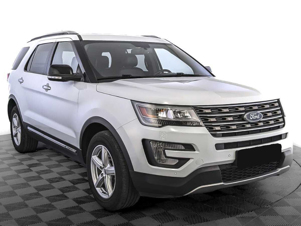 Ford Explorer с пробегом — 2017 год. Фото: #2