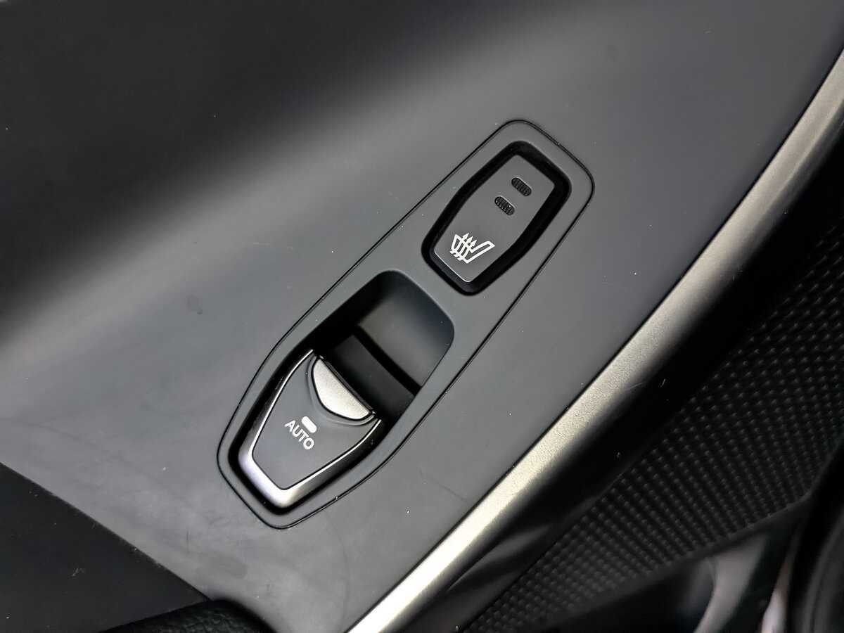 Hyundai Santa Fe с пробегом — 2017 год. Фото: #21