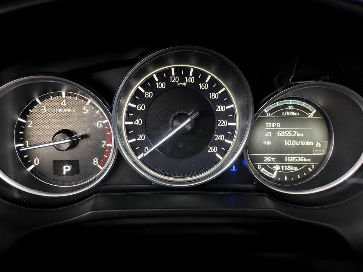 Mazda 6 с пробегом — 2017 год. Фото: #10