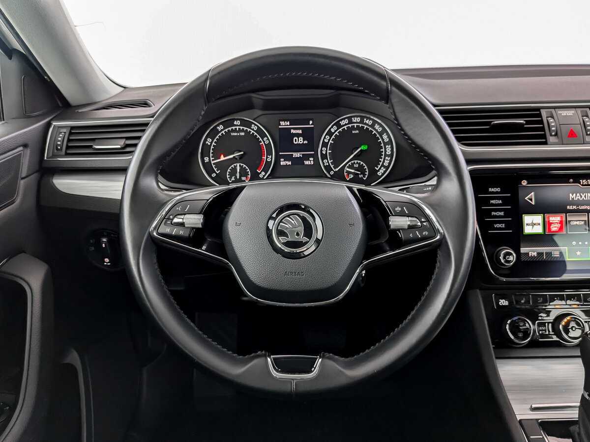 Skoda Superb с пробегом — 2021 год. Фото: #15