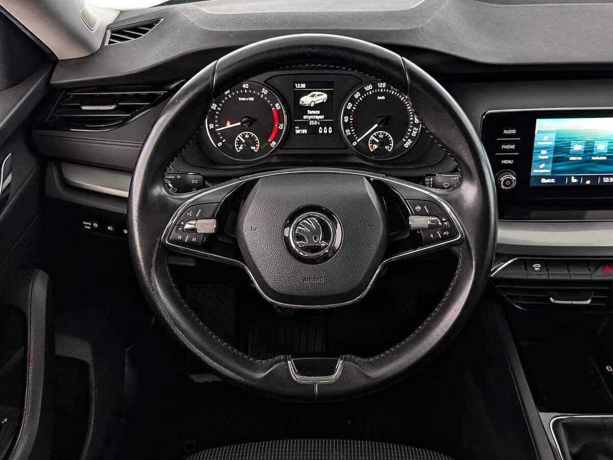 Skoda Octavia с пробегом — 2021 год. Фото: #17