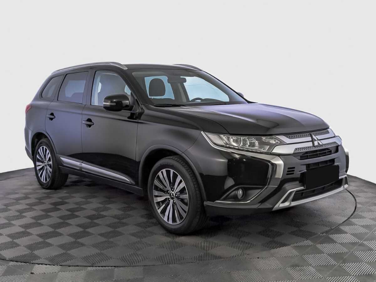 Mitsubishi Outlander с пробегом — 2019 год. Фото: #2