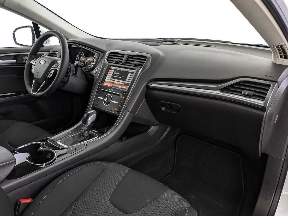 Ford Mondeo с пробегом — 2016 год. Фото: #8