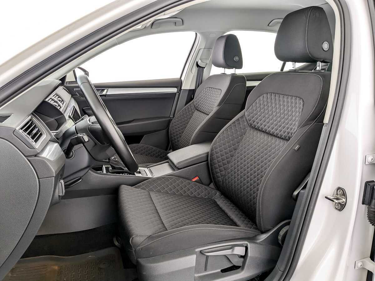 Skoda Superb с пробегом — 2021 год. Фото: #15