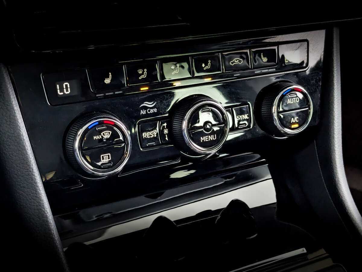 Skoda Superb с пробегом — 2019 год. Фото: #20