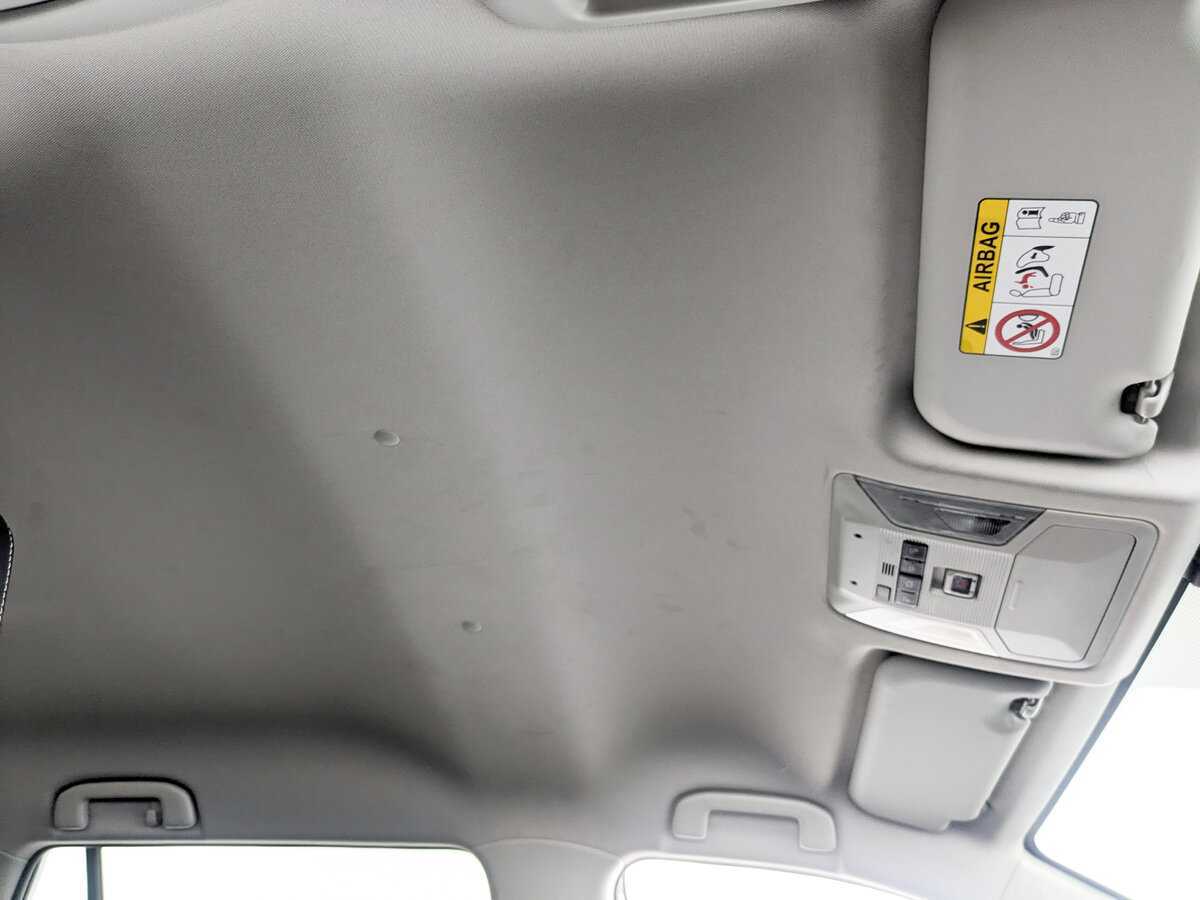 Toyota RAV4 с пробегом — 2020 год. Фото: #18