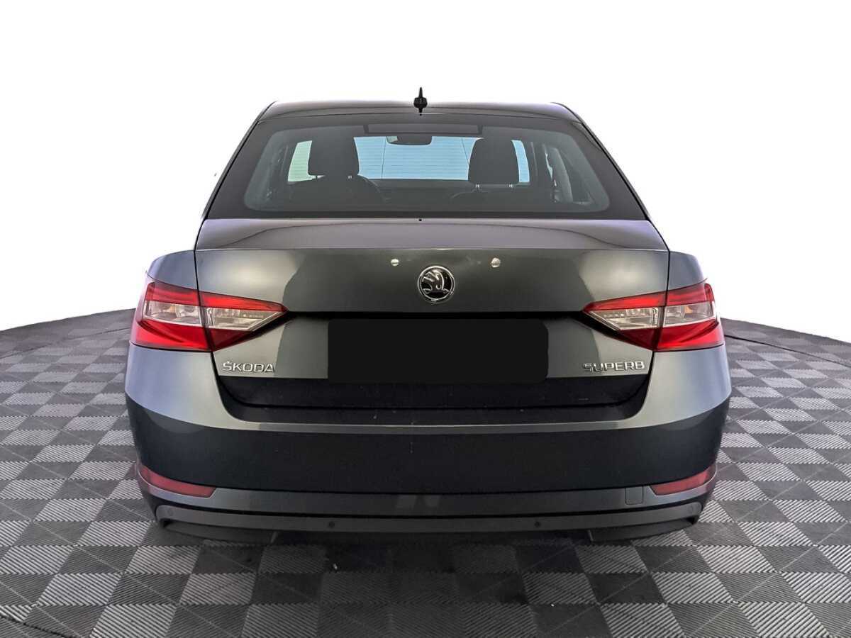 Skoda Superb с пробегом — 2018 год. Фото: #5