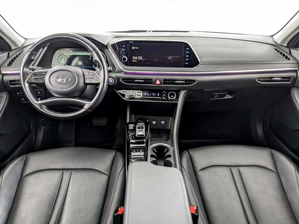 Hyundai Sonata с пробегом — 2022 год. Фото: #11