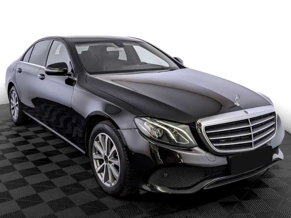 Mercedes-Benz E-Класс с пробегом — 2018 год. Фото: #2