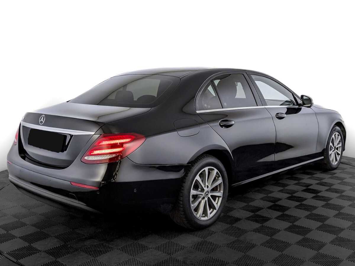 Mercedes-Benz E-Класс с пробегом — 2018 год. Фото: #4