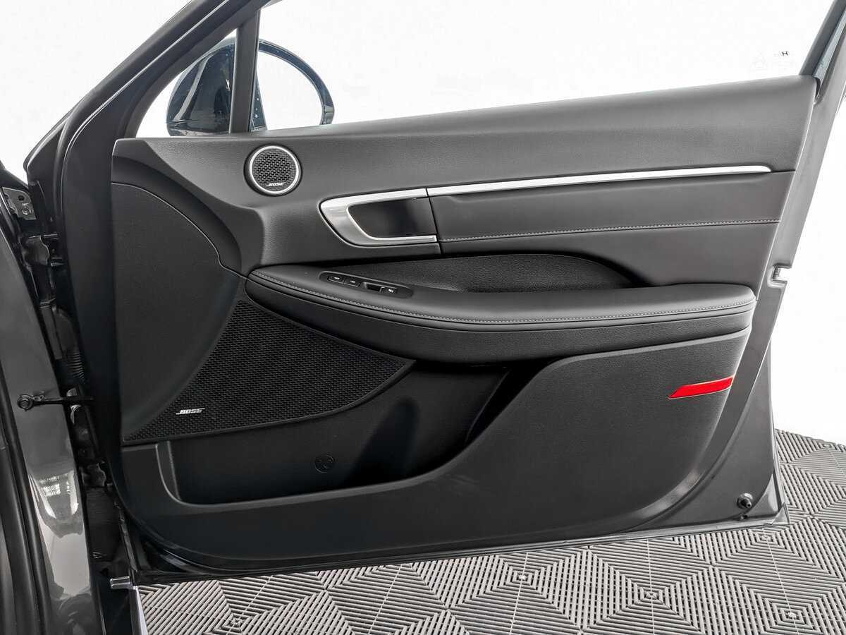 Hyundai Sonata с пробегом — 2021 год. Фото: #20