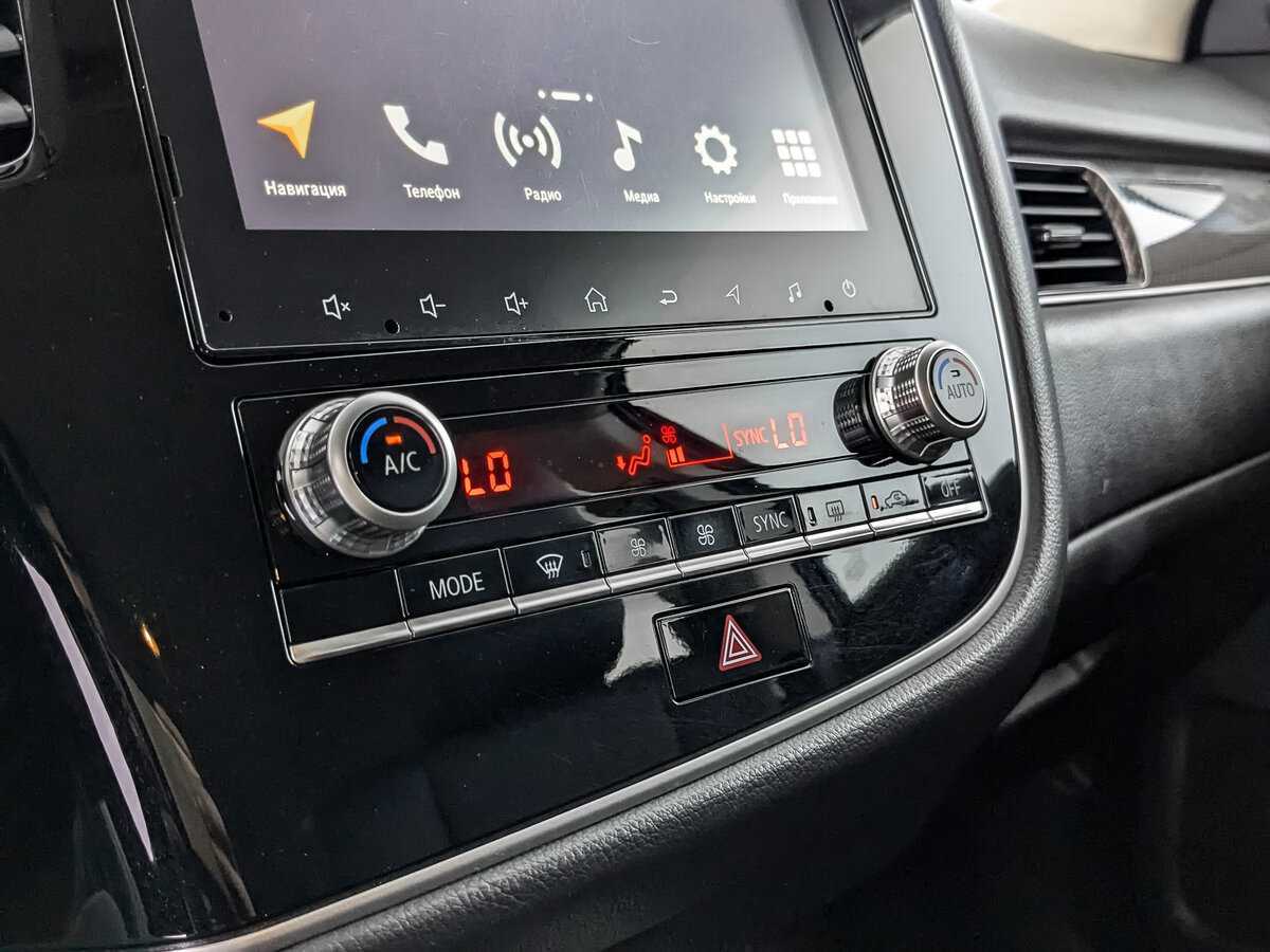 Mitsubishi Outlander с пробегом — 2021 год. Фото: #16