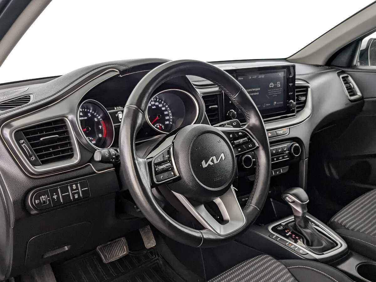 Kia Ceed с пробегом — 2022 год. Фото: #10