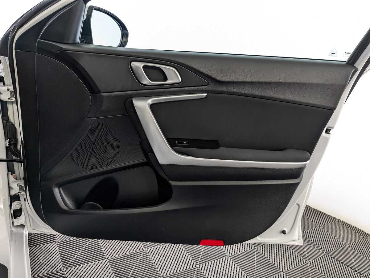 Kia Ceed с пробегом — 2022 год. Фото: #20