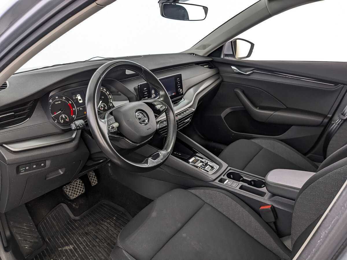 Skoda Octavia с пробегом — 2021 год. Фото: #10