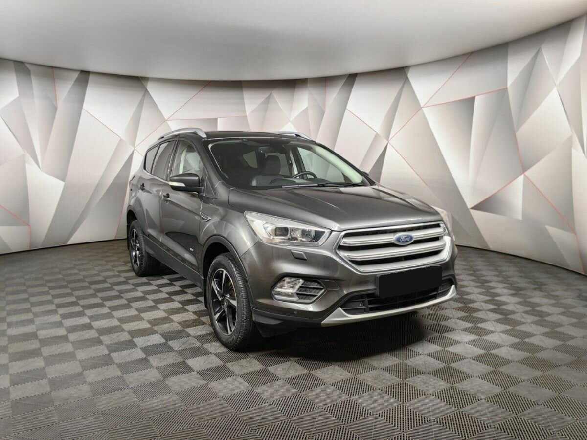 Ford Kuga с пробегом — 2017 год. Фото: #2