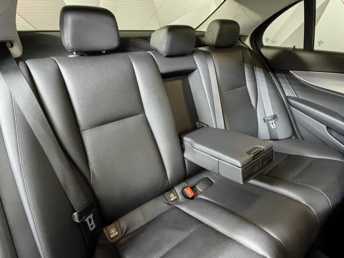 Mercedes-Benz E-Класс с пробегом — 2016 год. Фото: #12