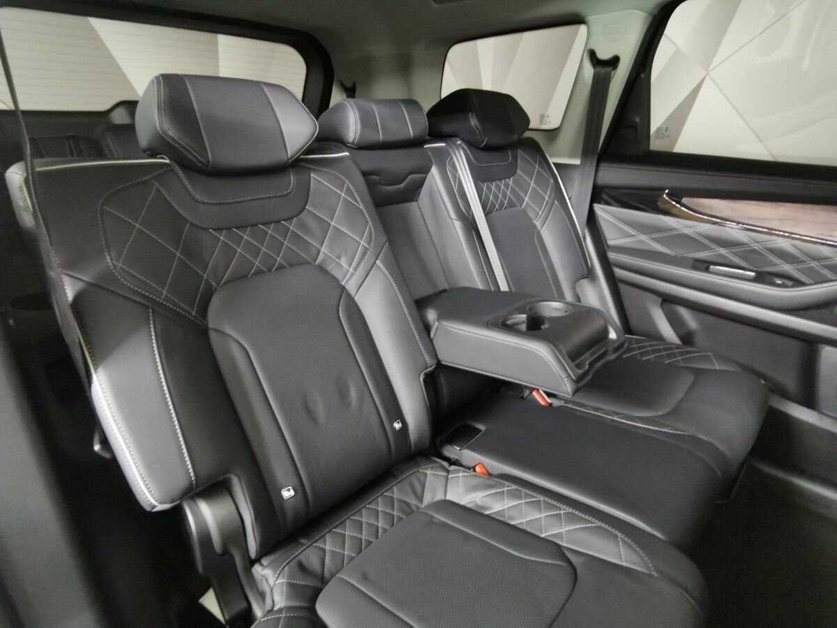 EXEED VX с пробегом — 2022 год. Фото: #11