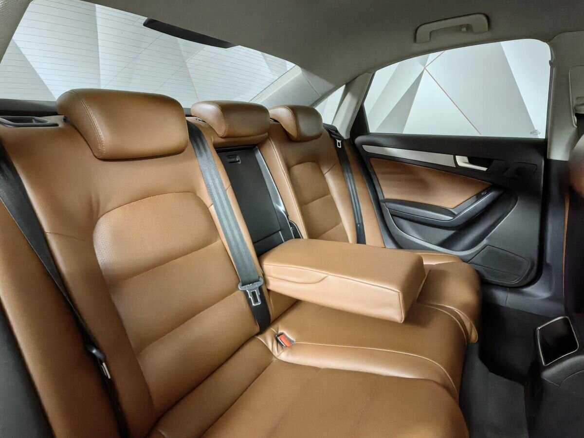 Audi A4 с пробегом — 2013 год. Фото: #11