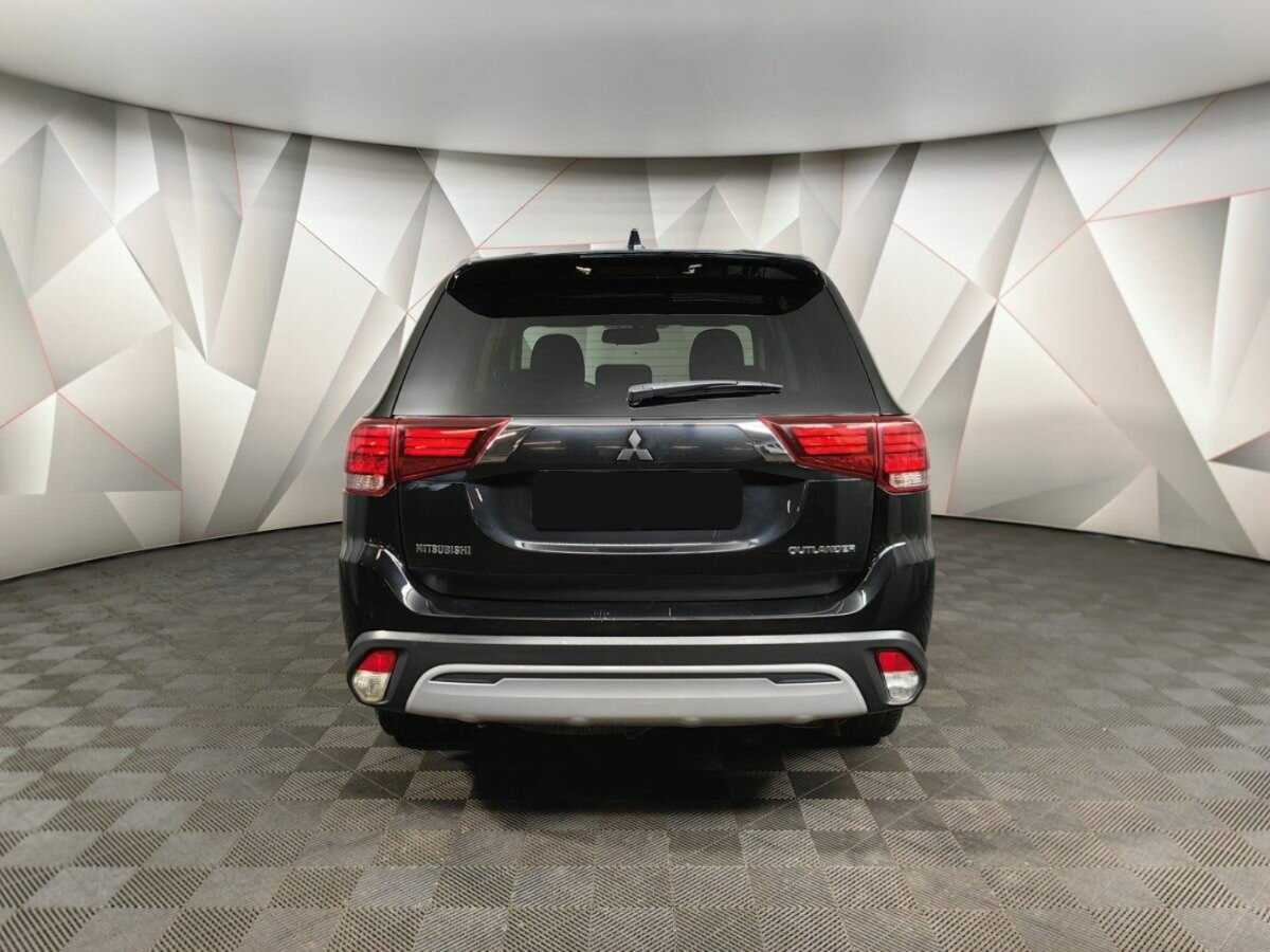 Mitsubishi Outlander с пробегом — 2019 год. Фото: #7