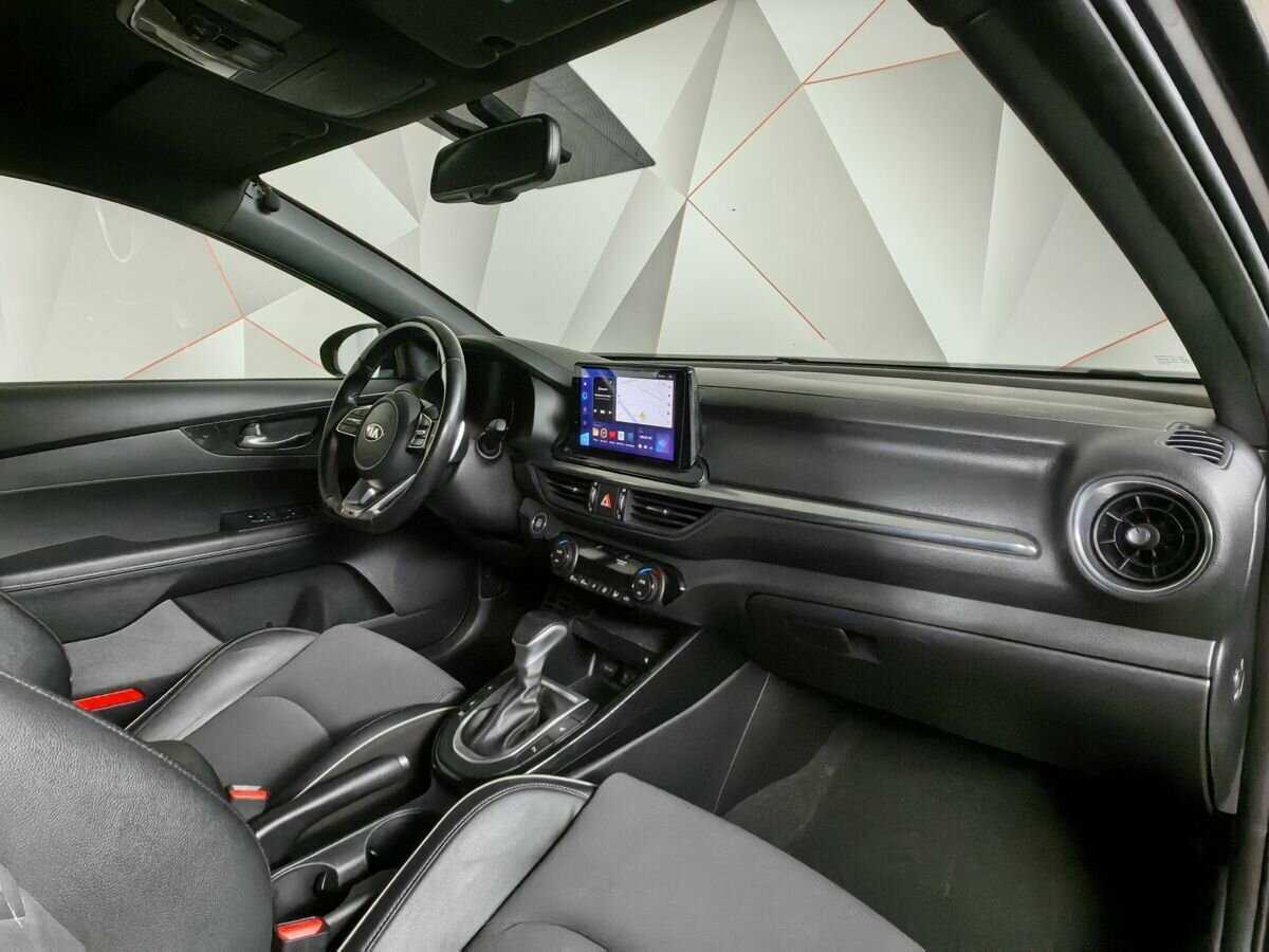 Kia Cerato с пробегом — 2020 год. Фото: #7