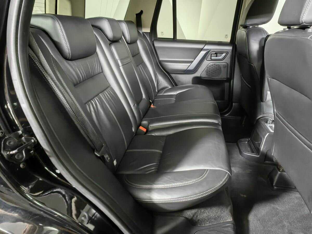 Land Rover Freelander с пробегом — 2012 год. Фото: #11