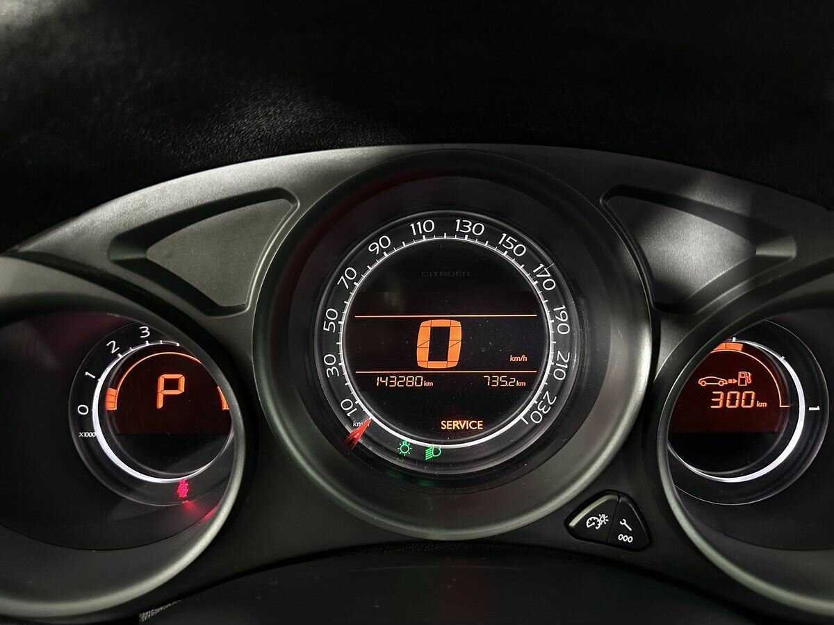 Citroen C4 с пробегом — 2013 год. Фото: #9