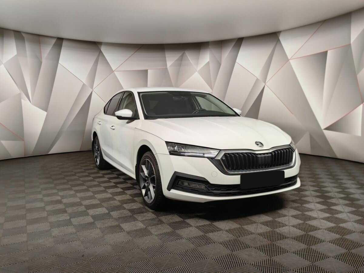 Skoda Octavia с пробегом — 2021 год. Фото: #2