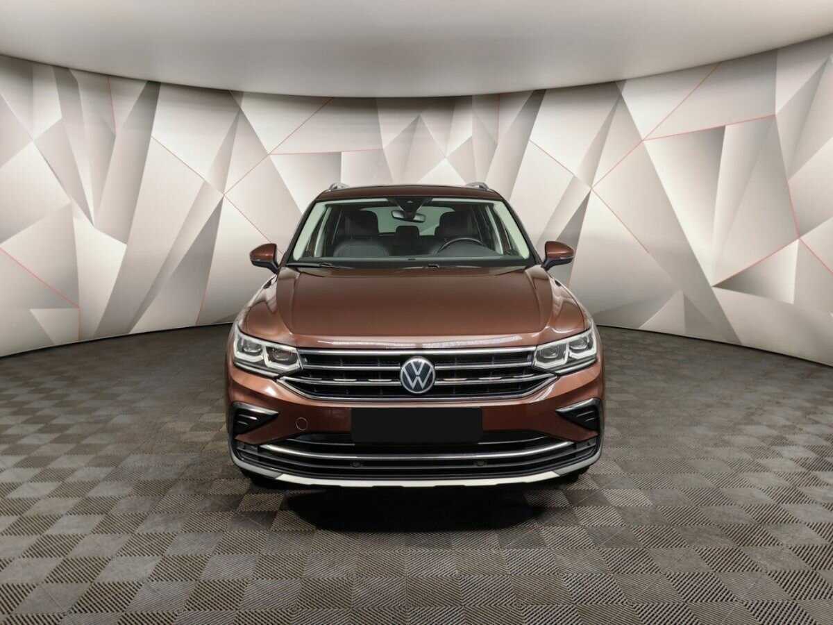 Volkswagen Tiguan с пробегом — 2021 год. Фото: #6