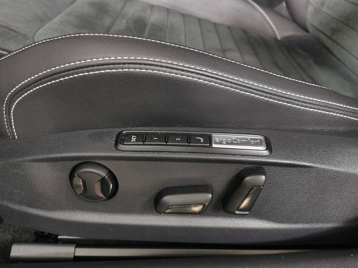 Volkswagen Passat с пробегом — 2021 год. Фото: #16