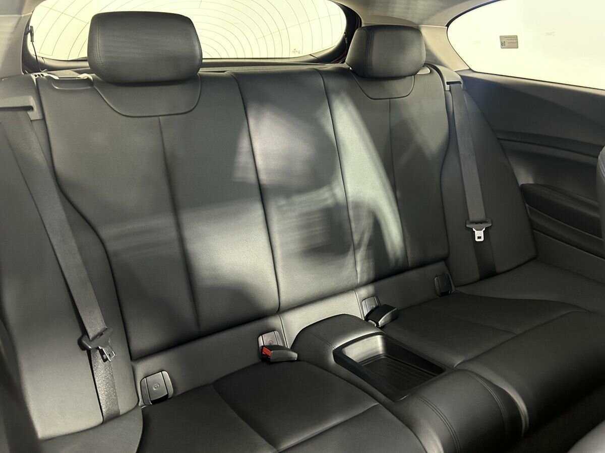 BMW 1 серии с пробегом — 2013 год. Фото: #14