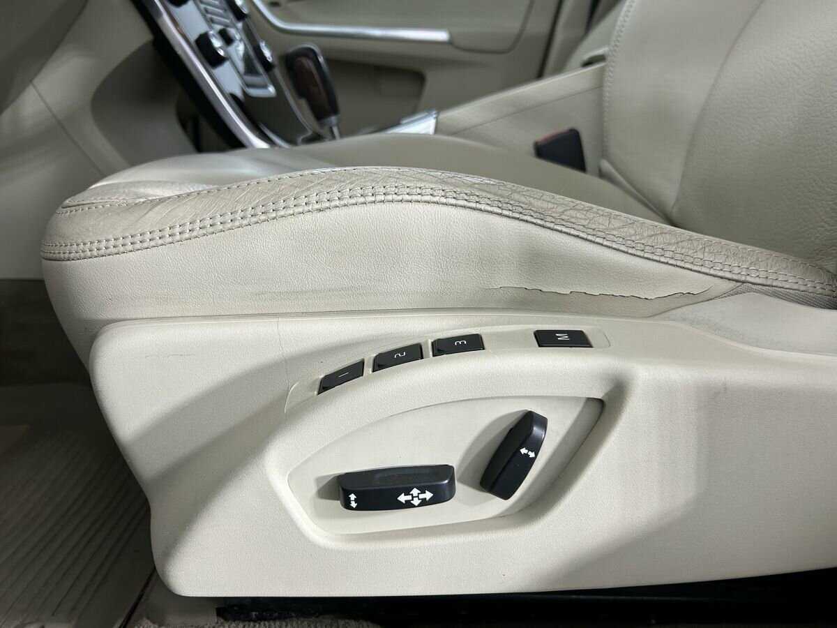 Volvo XC60 с пробегом — 2012 год. Фото: #9