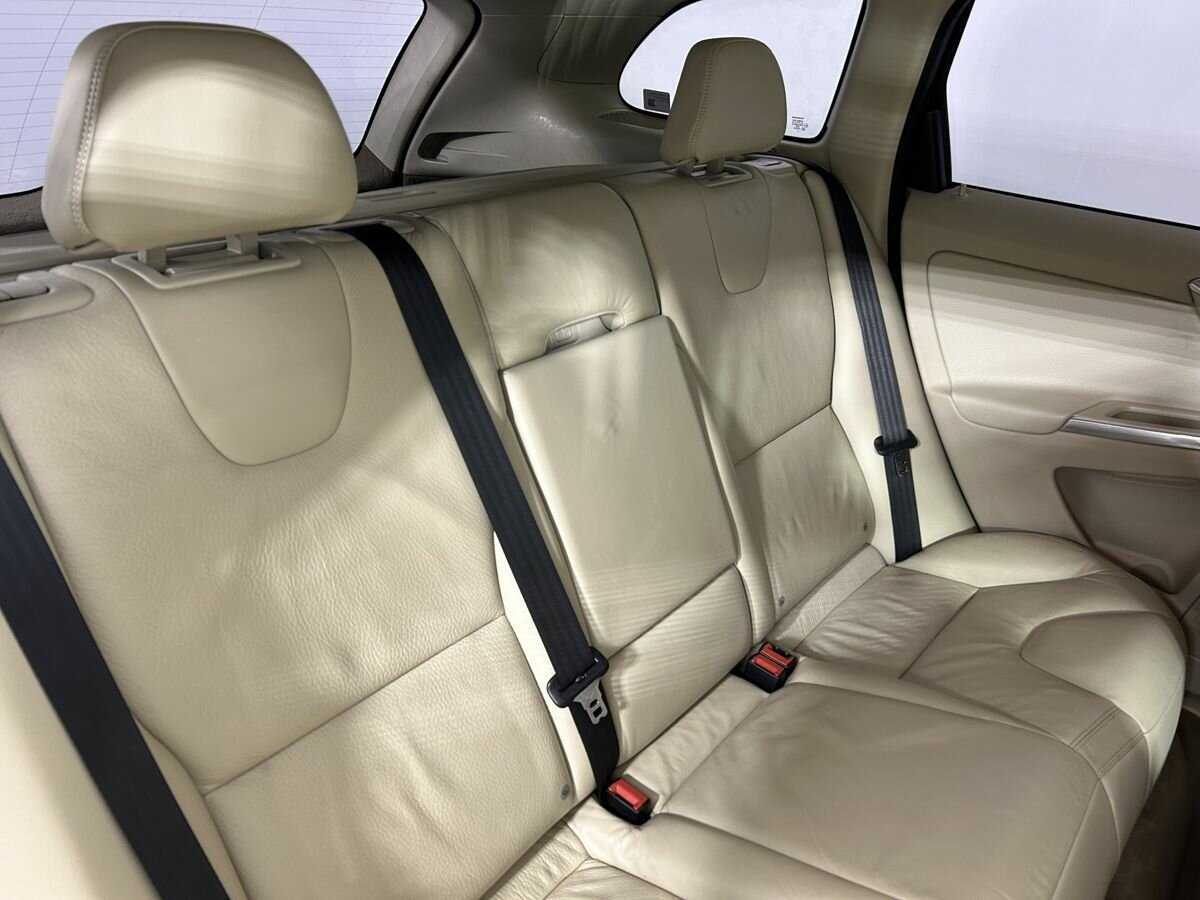 Volvo XC60 с пробегом — 2012 год. Фото: #14