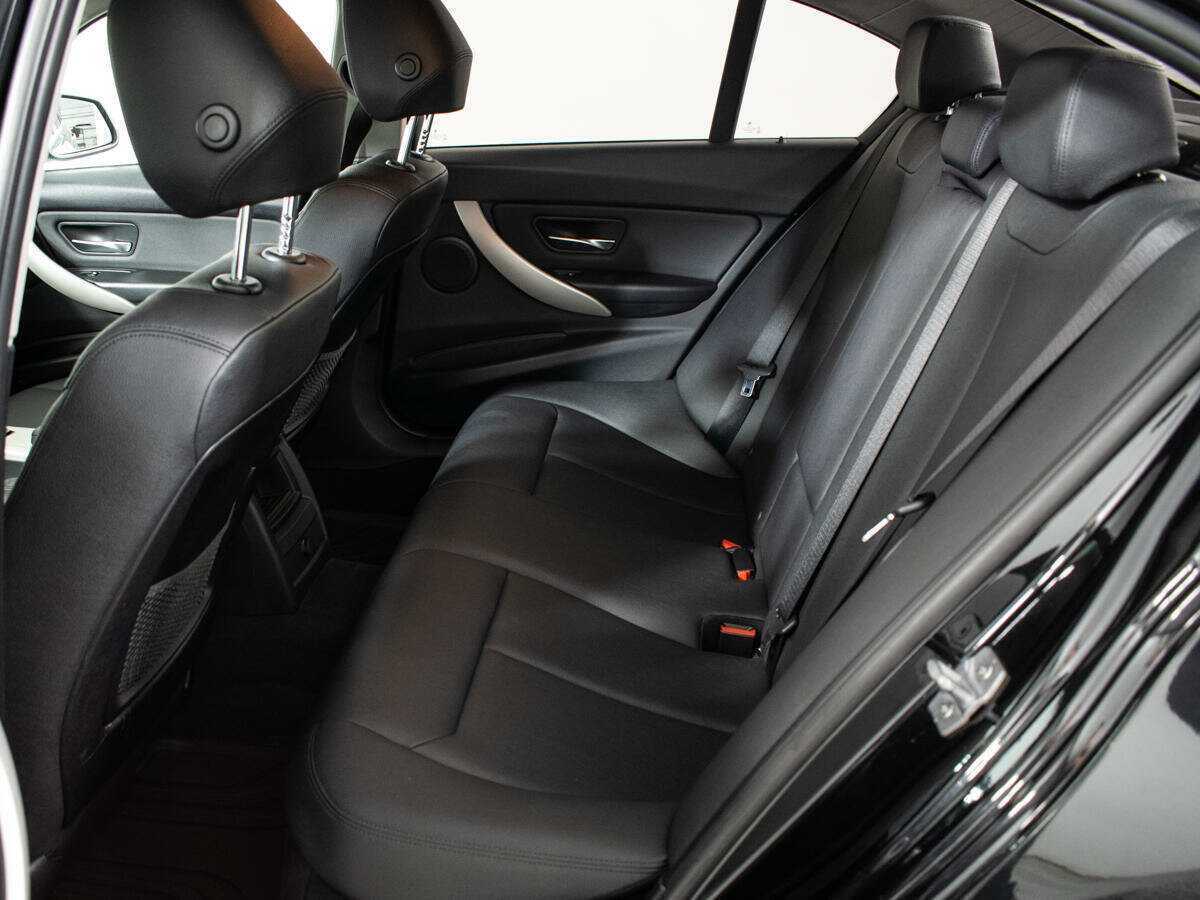 BMW 3 серии с пробегом — 2013 год. Фото: #7