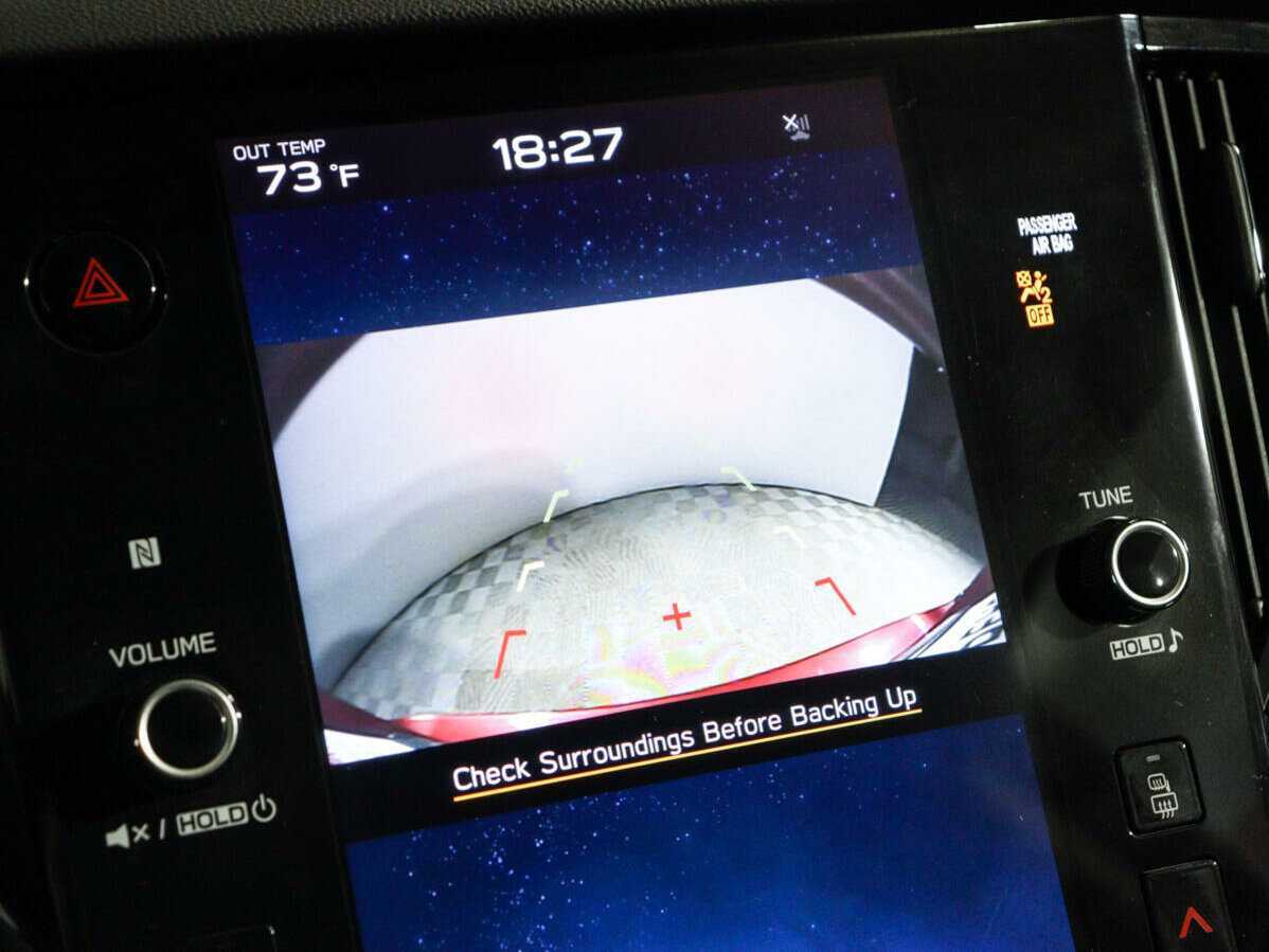 Subaru Legacy с пробегом — 2020 год. Фото: #13