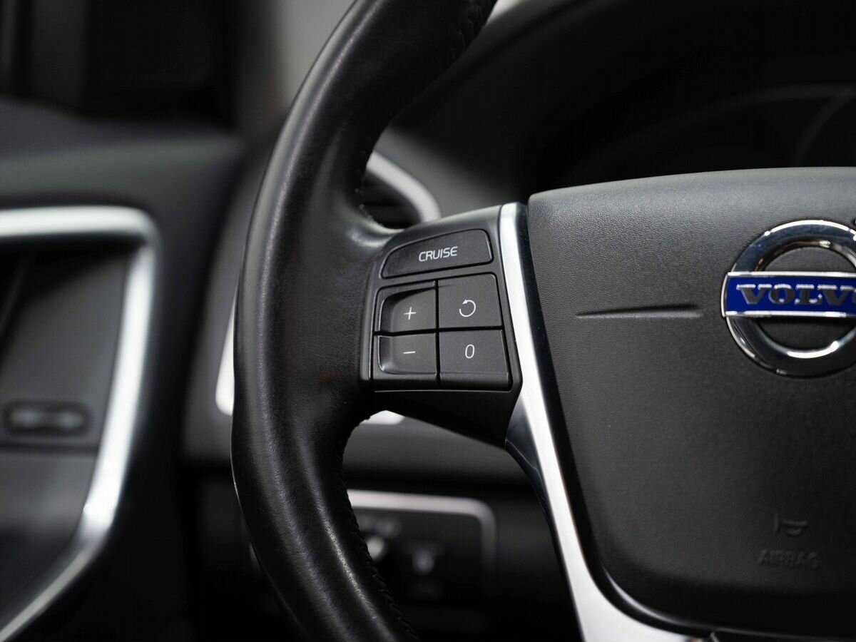 Volvo XC60 с пробегом — 2017 год. Фото: #14