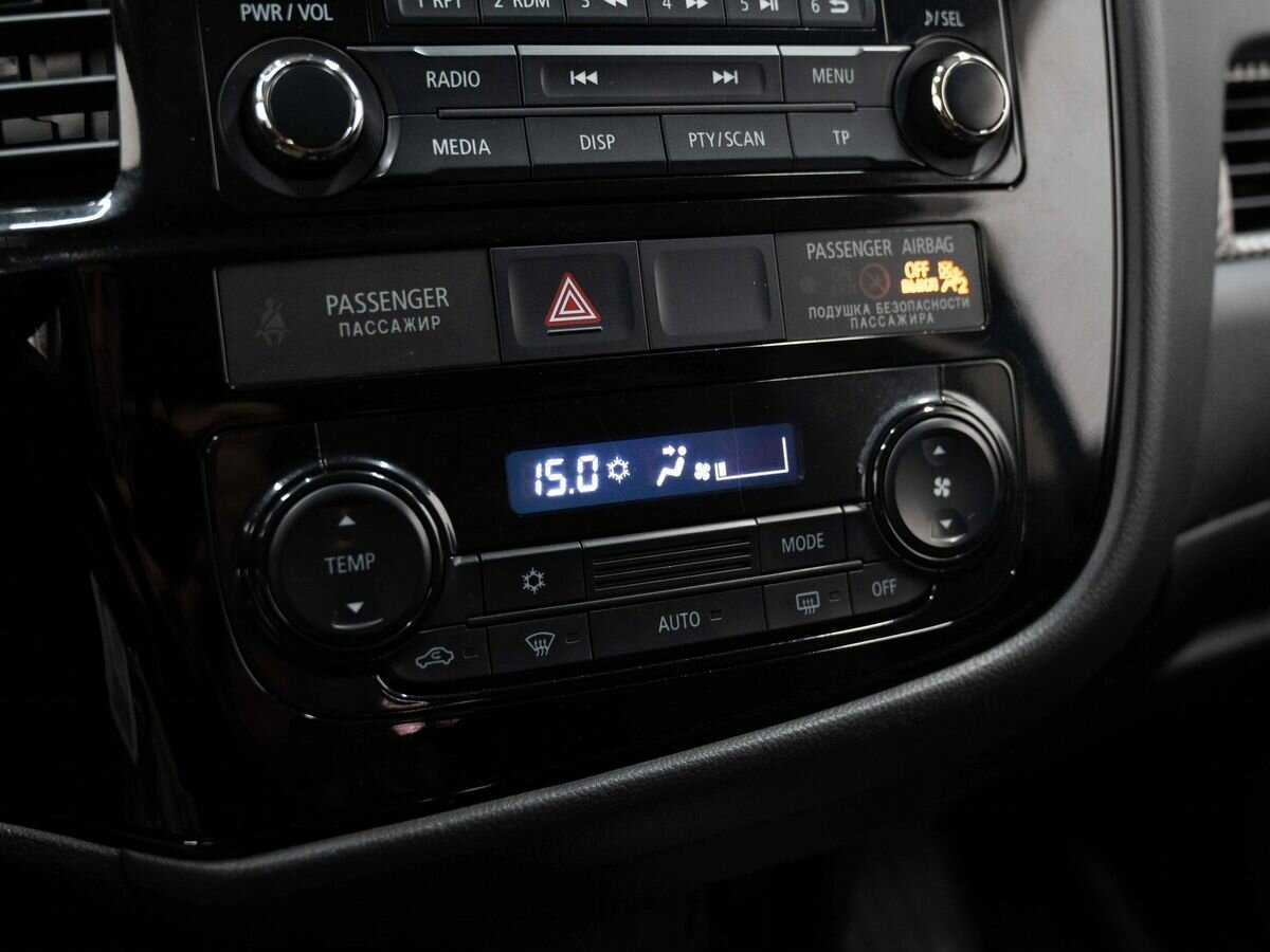 Mitsubishi Outlander с пробегом — 2018 год. Фото: #16