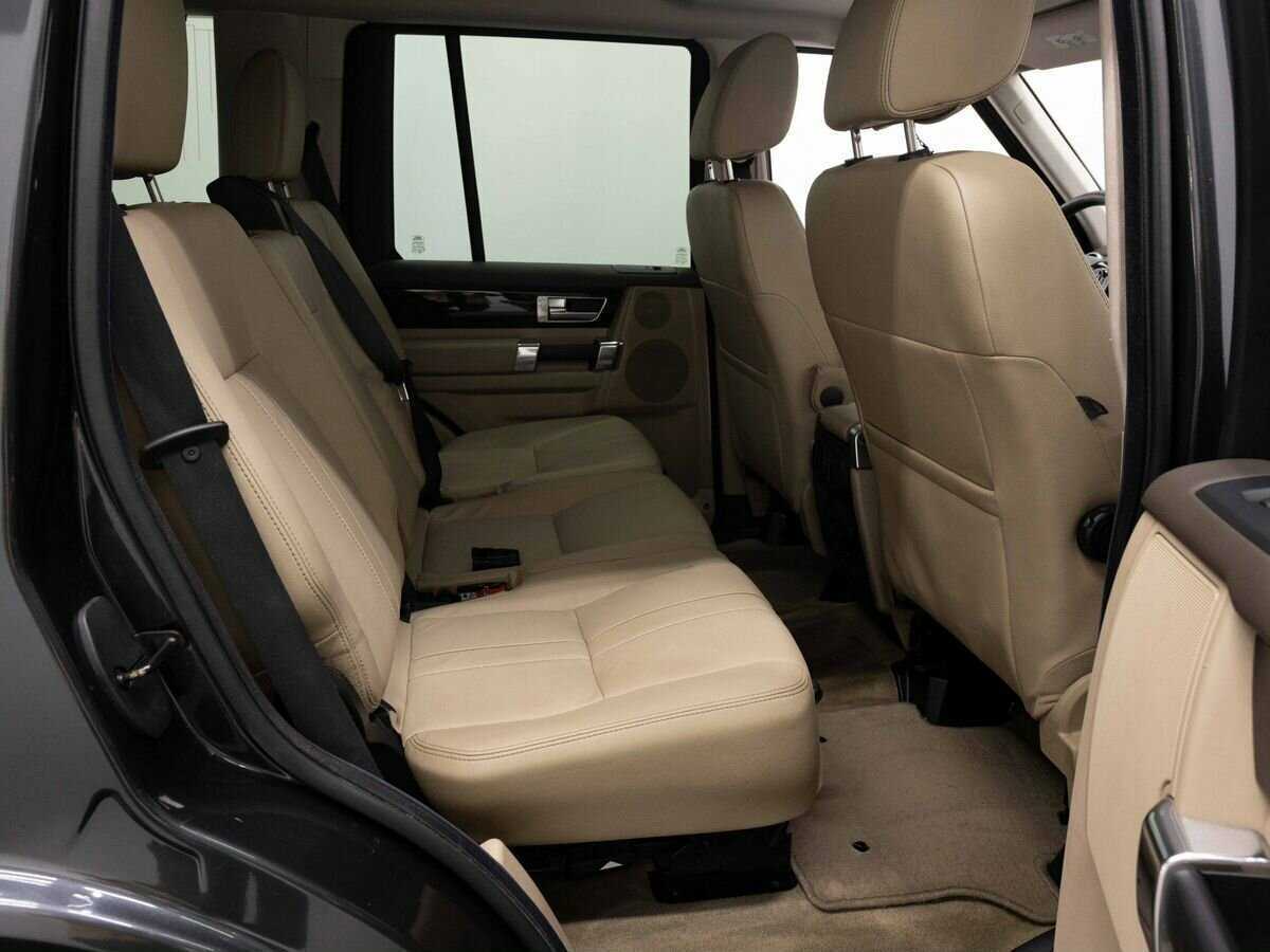 Land Rover Discovery с пробегом — 2014 год. Фото: #9