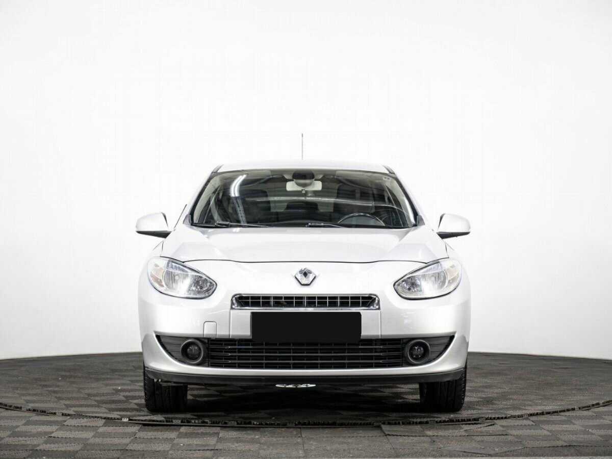 Renault Fluence с пробегом — 2013 год. Фото: #1
