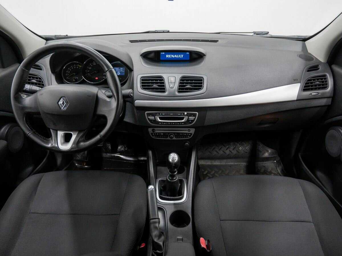 Renault Fluence с пробегом — 2013 год. Фото: #9